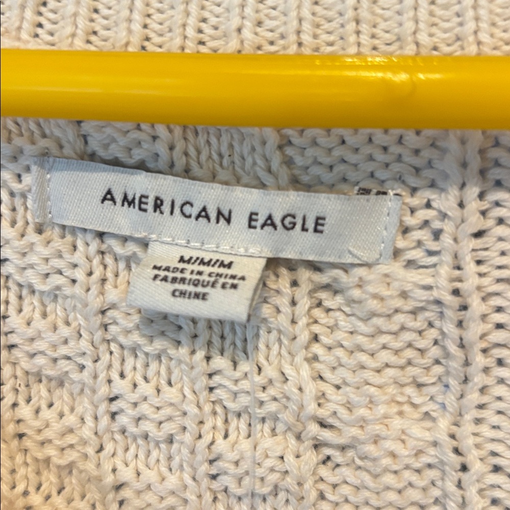 Nwt American Eagle Outfitters Cream V-Neck Sweater - Picture 4 of 4